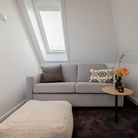 Apartamento Living Lorens No 9 *