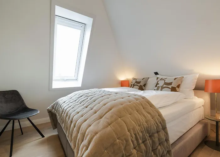 Living Lorens No 9 *